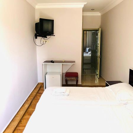 Hotel Dolphin Batumi Eksteriør billede