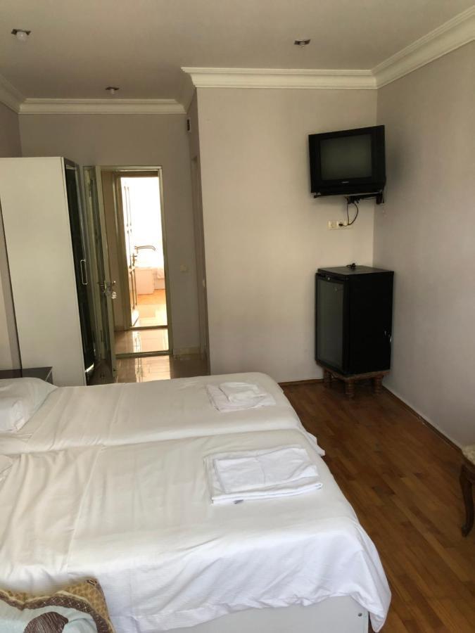 Hotel Dolphin Batumi Eksteriør billede