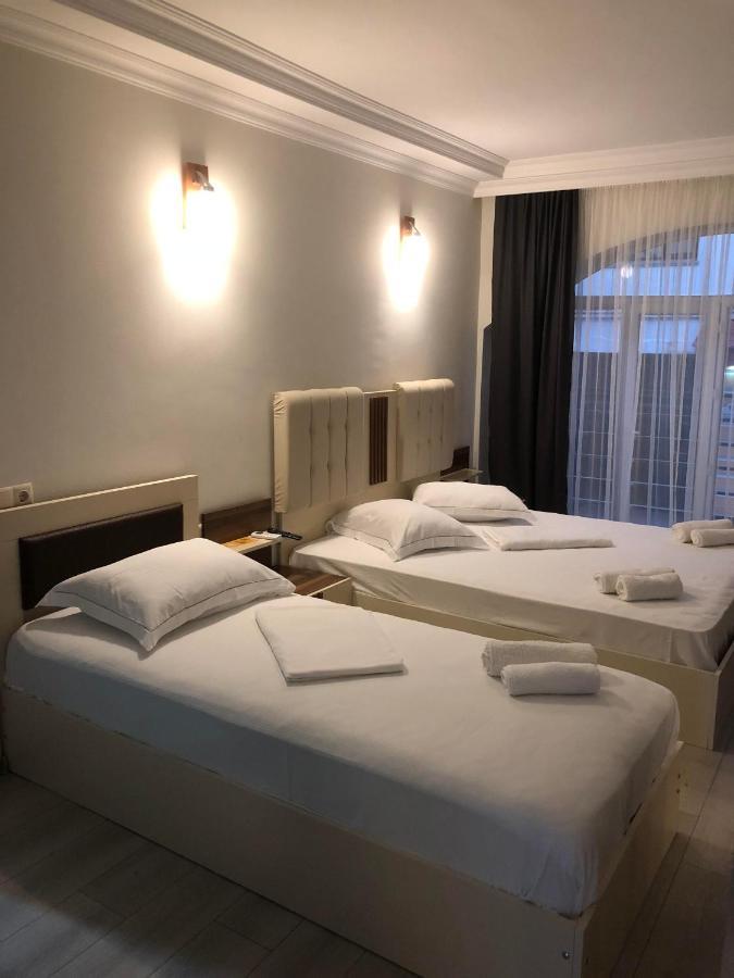 Hotel Dolphin Batumi Eksteriør billede